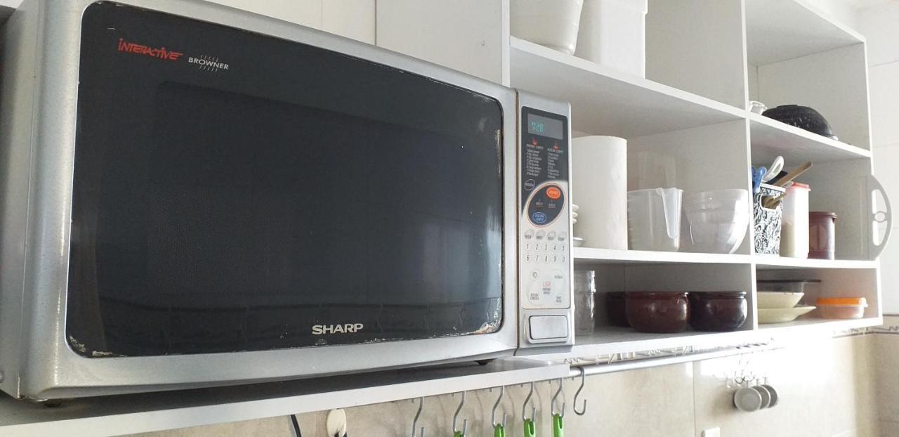 Apartamento No Canto Do Forte, Wi-Fi, Estacionamento Gratuito E Churrasqueira برايا جراندي المظهر الخارجي الصورة