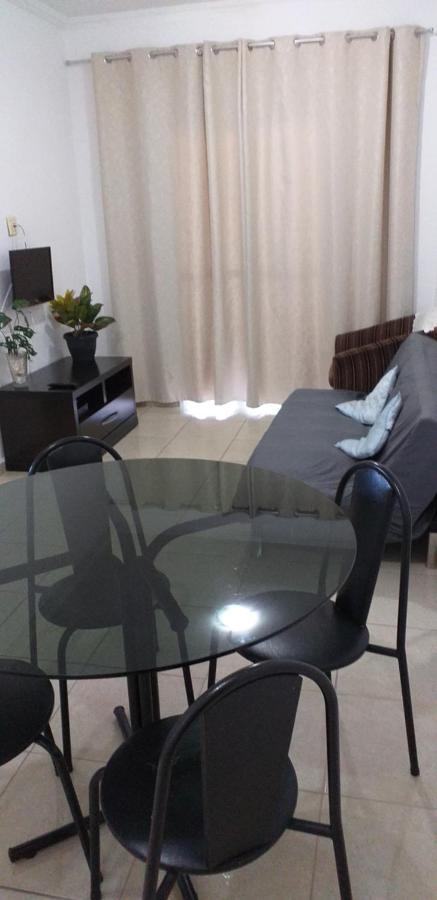 Apartamento No Canto Do Forte, Wi-Fi, Estacionamento Gratuito E Churrasqueira برايا جراندي المظهر الخارجي الصورة