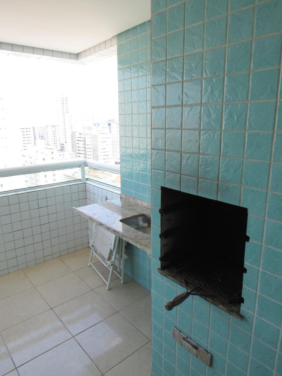 Apartamento No Canto Do Forte, Wi-Fi, Estacionamento Gratuito E Churrasqueira برايا جراندي المظهر الخارجي الصورة