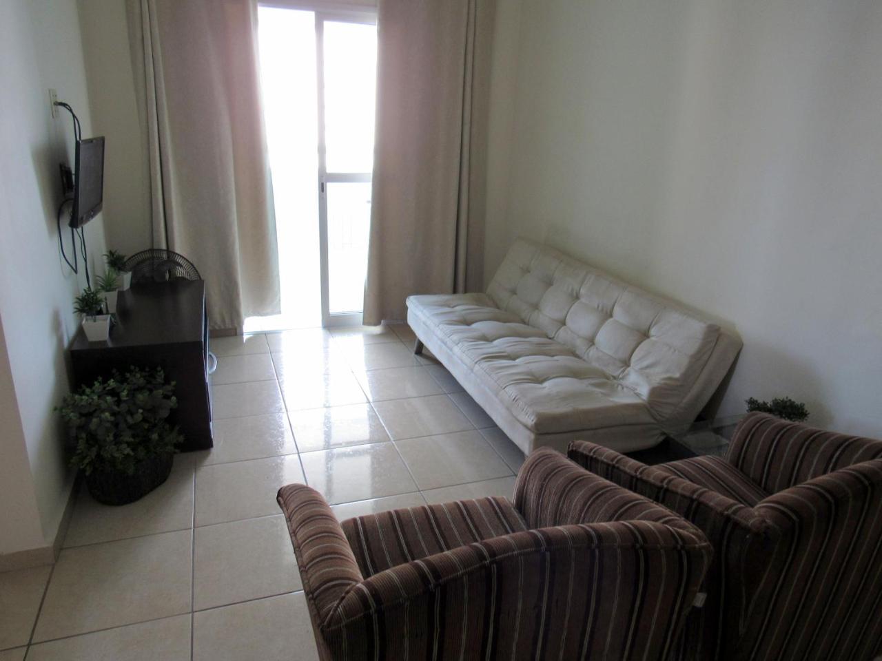 Apartamento No Canto Do Forte, Wi-Fi, Estacionamento Gratuito E Churrasqueira برايا جراندي المظهر الخارجي الصورة